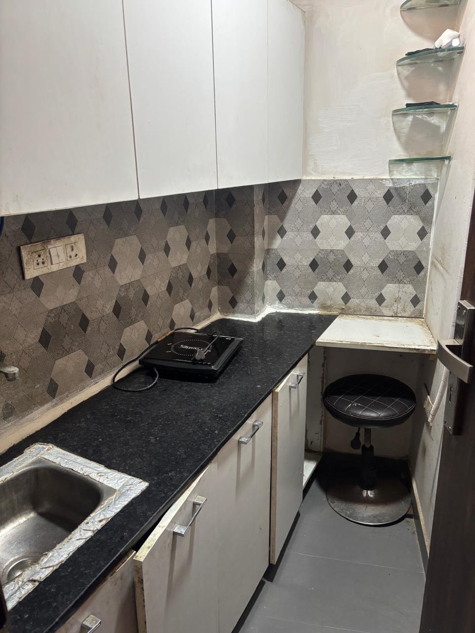 Fully Furnished Office Space