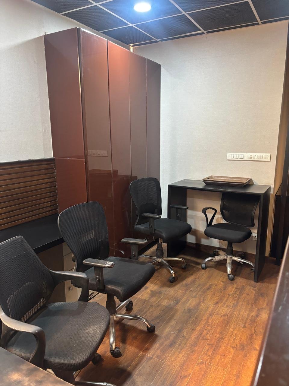 Fully Furnished Office Space